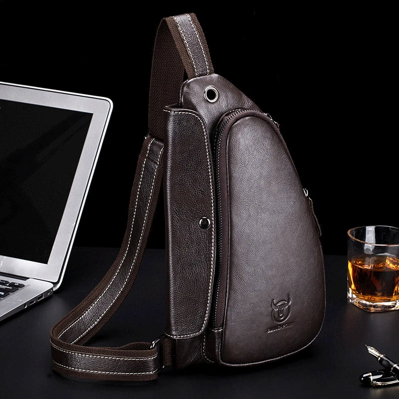 Bolsa Transversal Masculina BullCaptain em Couro Modelo Saxon