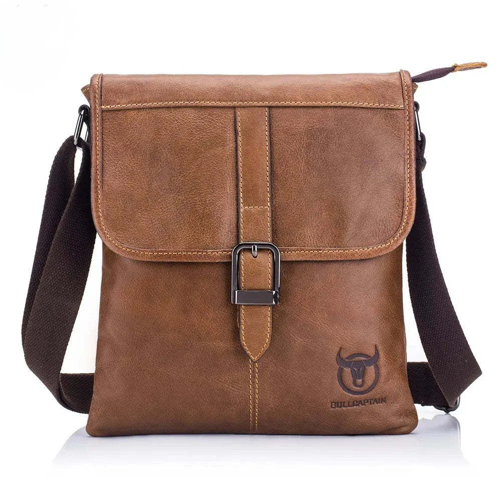 Bolsa Transversal Masculina BullCaptain em Couro Modelo Lancaster